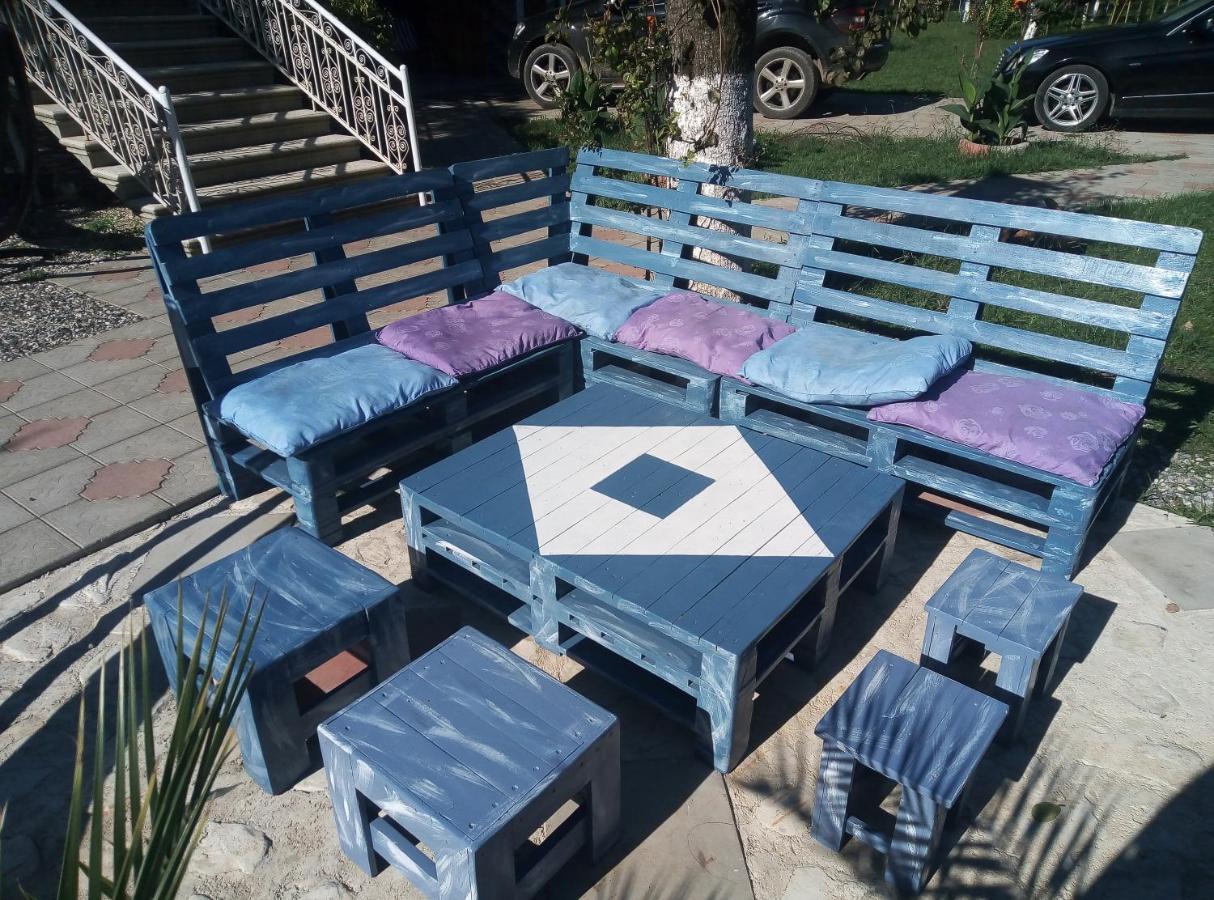 Guest House Danelia Мартвили Екстериор снимка