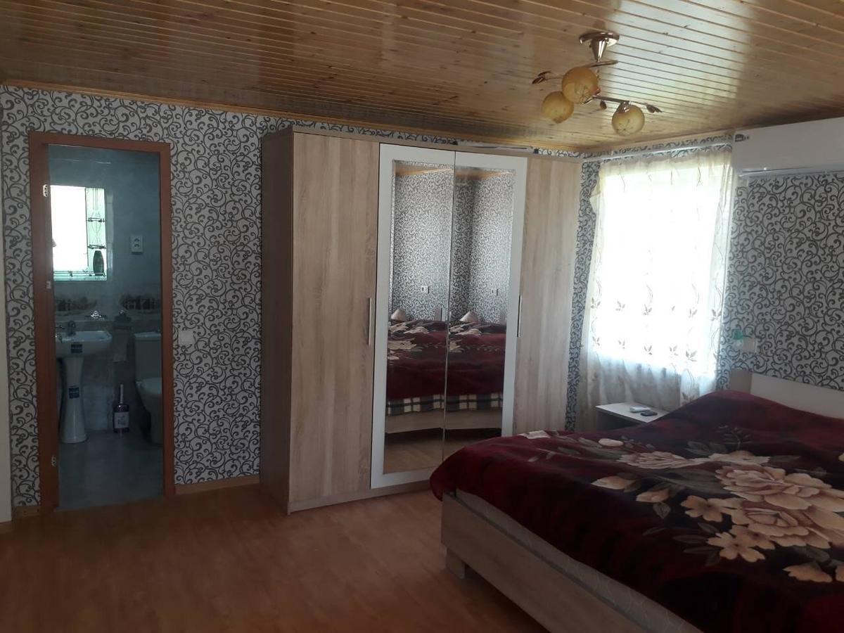 Guest House Danelia Мартвили Екстериор снимка